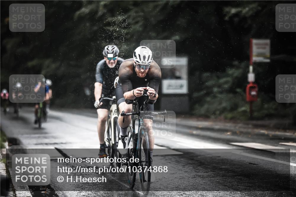 13.09.2026 - Stadtparktriathlon H.Heesch http://msf.ph/oto/10374868 13.09.2026 12:12:43 Radfahren 842, 857, 953, 970, 996, 1037 meine-sportfotos.de