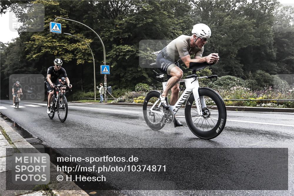 13.09.2026 - Stadtparktriathlon H.Heesch http://msf.ph/oto/10374871 13.09.2026 09:14:07 Radfahren 1, 47, 70, 88 meine-sportfotos.de