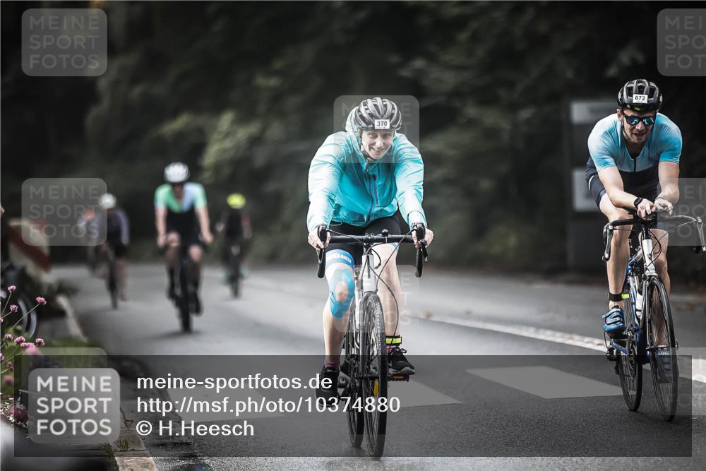 13.09.2026 - Stadtparktriathlon H.Heesch http://msf.ph/oto/10374880 13.09.2026 10:55:27 Radfahren 353, 358, 370, 392, 546, 672 meine-sportfotos.de