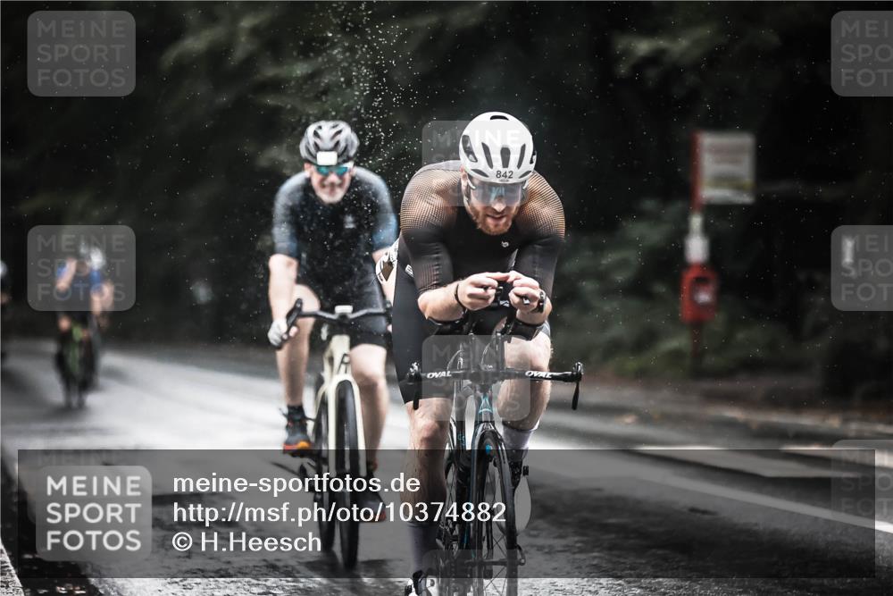 13.09.2026 - Stadtparktriathlon H.Heesch http://msf.ph/oto/10374882 13.09.2026 12:12:44 Radfahren 842, 857, 953, 970, 980, 1037 meine-sportfotos.de