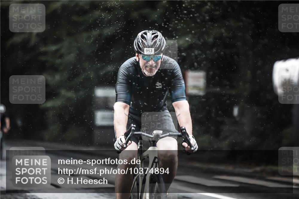 13.09.2026 - Stadtparktriathlon H.Heesch http://msf.ph/oto/10374894 13.09.2026 12:12:44 Radfahren 842, 857, 953, 970, 980, 1037 meine-sportfotos.de