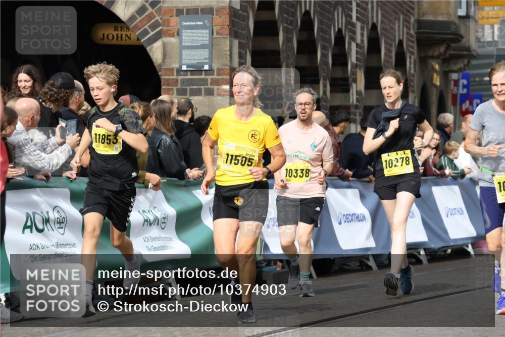 13.09.2026 - 21. swb-Marathon Bremen Strokosch-Dieckow http://msf.ph/oto/10374903 13.09.2026 11:02:28 Ziel 10173, 10257, 10331, 10439, 10473, 10500, 10617, 10636, 10803, 10924, 10943, 11249, 11436, 11576, 11811, 12016, 12042, 12094, 12134, 12135, 12145, 12360, 12437, 12506, 10190, 10985, 11137, 11261, 11508, 11526, 11554, 11662, 11776, 11890, 11945, 12154, 12252, 12429, 12451, 12489 meine-sportfotos.de
