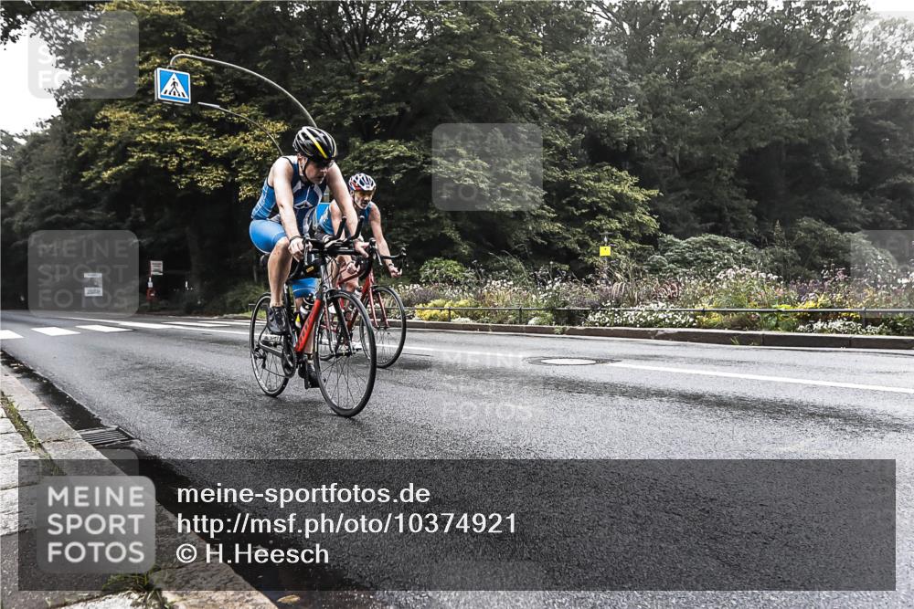 13.09.2026 - Stadtparktriathlon H.Heesch http://msf.ph/oto/10374921 13.09.2026 09:14:13 Radfahren 56, 75, 76, 84, 114, 133 meine-sportfotos.de