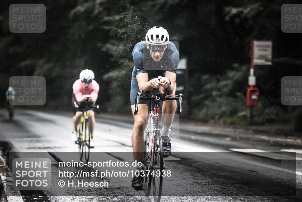 13.09.2026 - Stadtparktriathlon H.Heesch http://msf.ph/oto/10374938 13.09.2026 12:12:49 Radfahren 842, 857, 953, 970, 980, 1028, 1037 meine-sportfotos.de