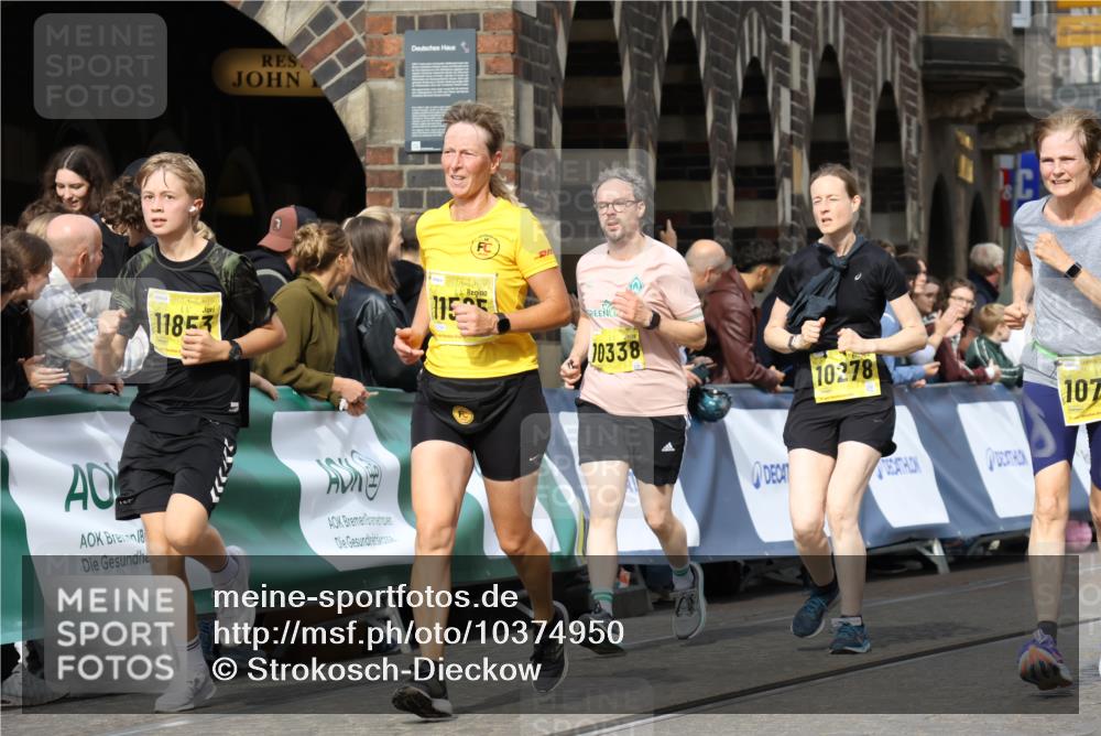 13.09.2026 - 21. swb-Marathon Bremen Strokosch-Dieckow http://msf.ph/oto/10374950 13.09.2026 11:02:29 Ziel 10173, 10257, 10331, 10439, 10473, 10500, 10617, 10636, 10803, 10915, 10924, 10943, 11249, 11436, 11576, 11811, 11886, 12016, 12042, 12094, 12134, 12135, 12145, 12360, 12437, 12506, 10190, 10985, 11096, 11261, 11508, 11526, 11554, 11662, 11776, 11945, 12154, 12252, 12429, 12451, 12489 meine-sportfotos.de