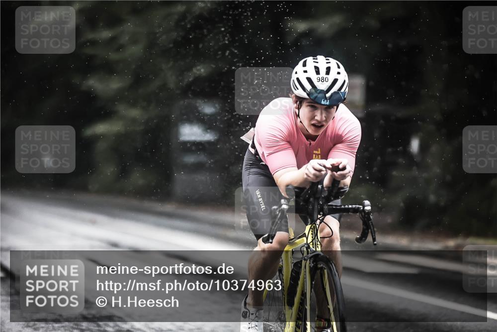 13.09.2026 - Stadtparktriathlon H.Heesch http://msf.ph/oto/10374963 13.09.2026 12:12:50 Radfahren 857, 953, 970, 980, 1028, 1037 meine-sportfotos.de