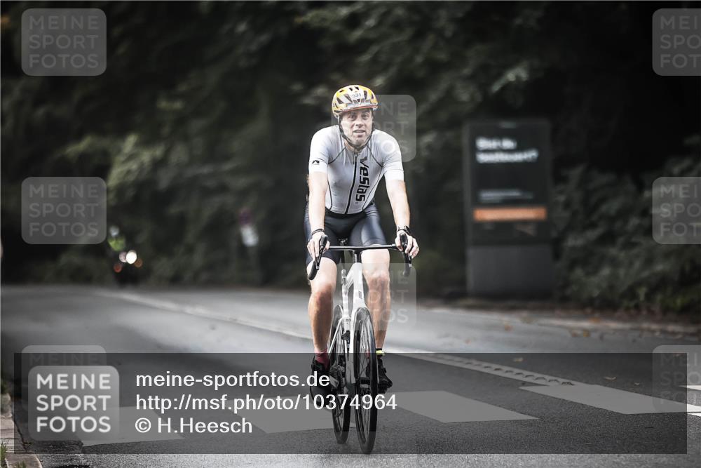 13.09.2026 - Stadtparktriathlon H.Heesch http://msf.ph/oto/10374964 13.09.2026 10:55:37 Radfahren 358, 392, 531 meine-sportfotos.de