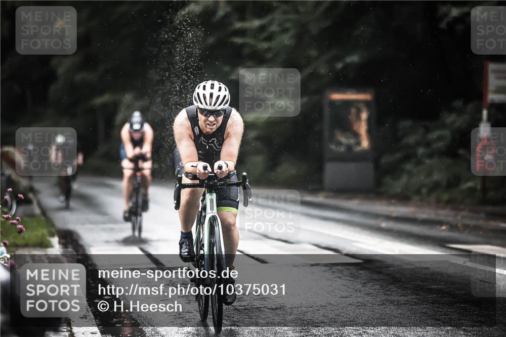 13.09.2026 - Stadtparktriathlon H.Heesch http://msf.ph/oto/10375031 13.09.2026 12:13:01 Radfahren 858, 979, 1028, 1045, 1051, 1187 meine-sportfotos.de