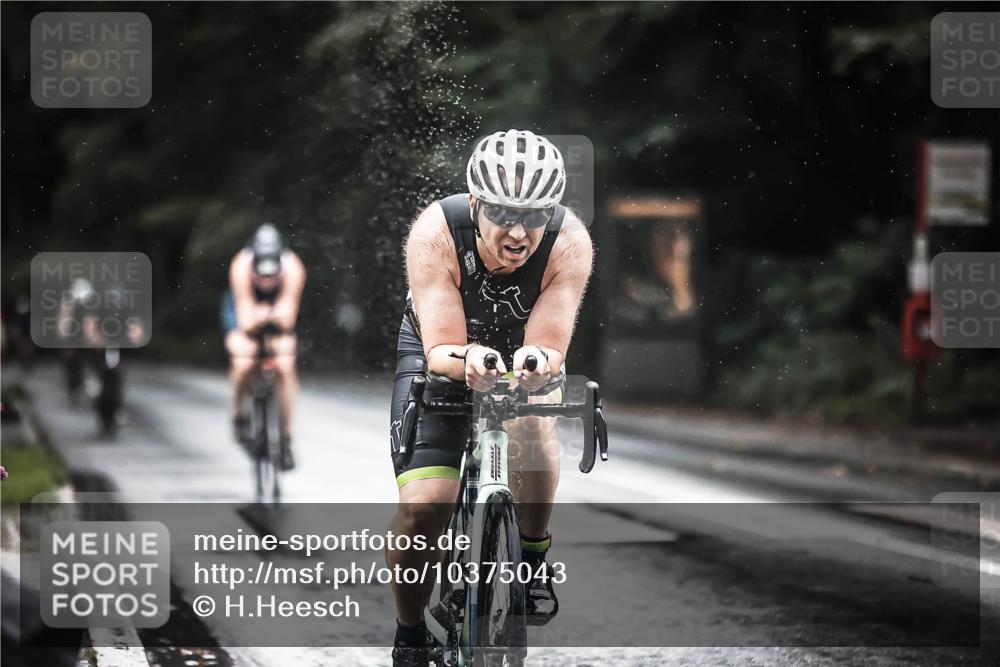 13.09.2026 - Stadtparktriathlon H.Heesch http://msf.ph/oto/10375043 13.09.2026 12:13:01 Radfahren 858, 979, 1028, 1045, 1051, 1187 meine-sportfotos.de