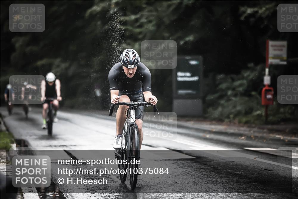 13.09.2026 - Stadtparktriathlon H.Heesch http://msf.ph/oto/10375084 13.09.2026 12:13:04 Radfahren 858, 955, 979, 1045, 1051, 1187 meine-sportfotos.de