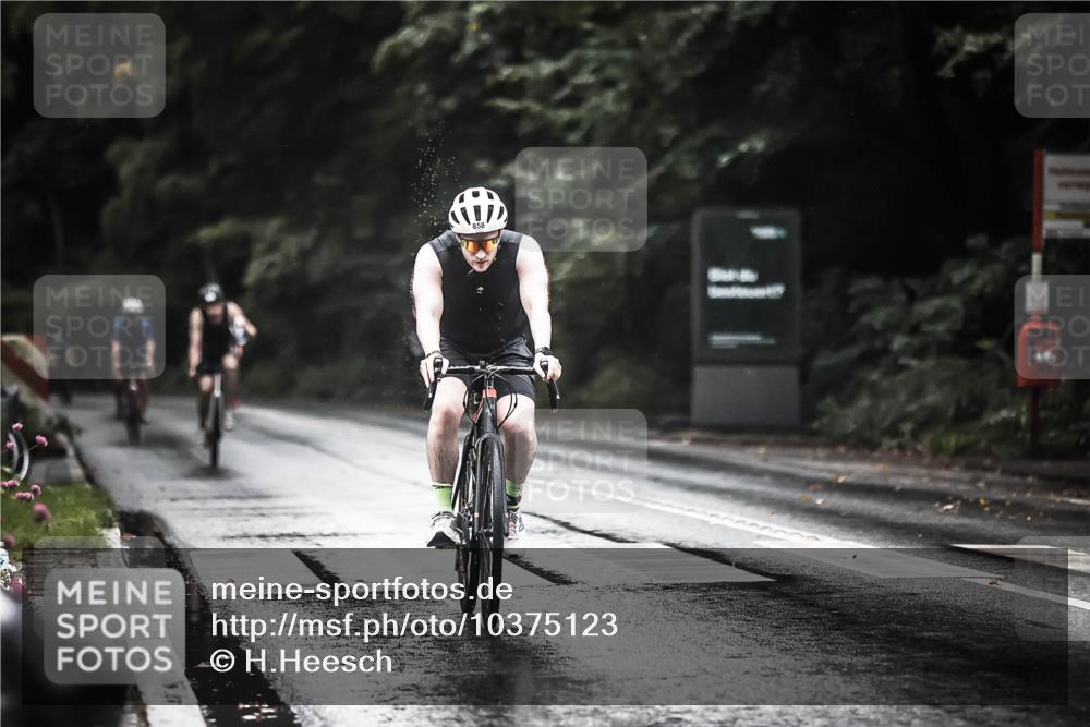 13.09.2026 - Stadtparktriathlon H.Heesch http://msf.ph/oto/10375123 13.09.2026 12:13:06 Radfahren 858, 955, 1015, 1024, 1045, 1051, 1187 meine-sportfotos.de