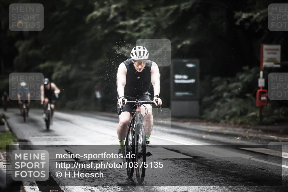 13.09.2026 - Stadtparktriathlon H.Heesch http://msf.ph/oto/10375135 13.09.2026 12:13:07 Radfahren 858, 955, 1015, 1024, 1051, 1187 meine-sportfotos.de