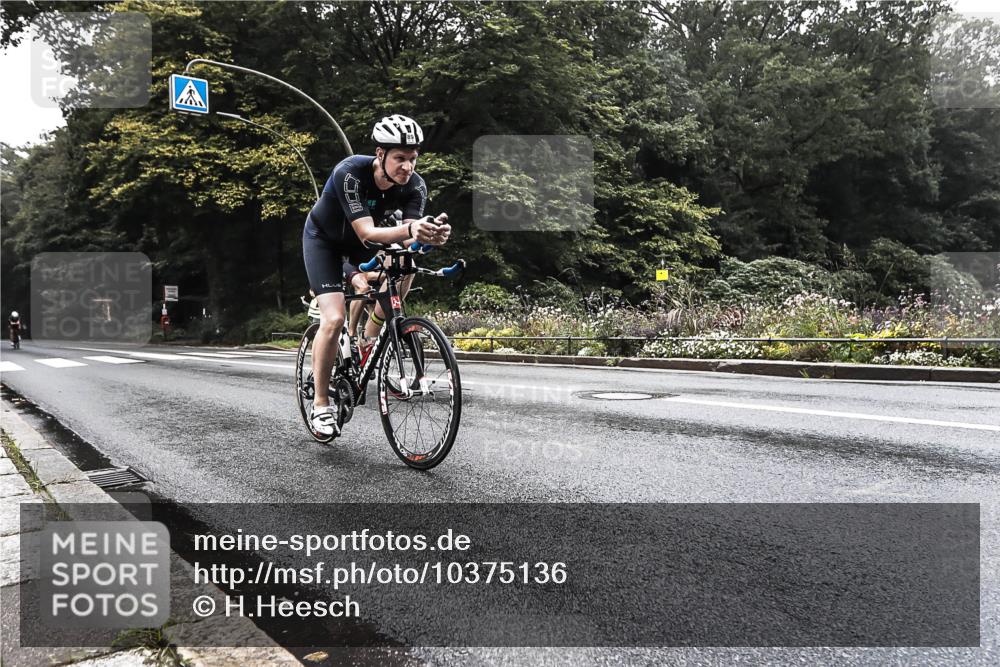 13.09.2026 - Stadtparktriathlon H.Heesch http://msf.ph/oto/10375136 13.09.2026 09:15:25 Radfahren 42, 57, 71, 89, 118, 162, 197 meine-sportfotos.de