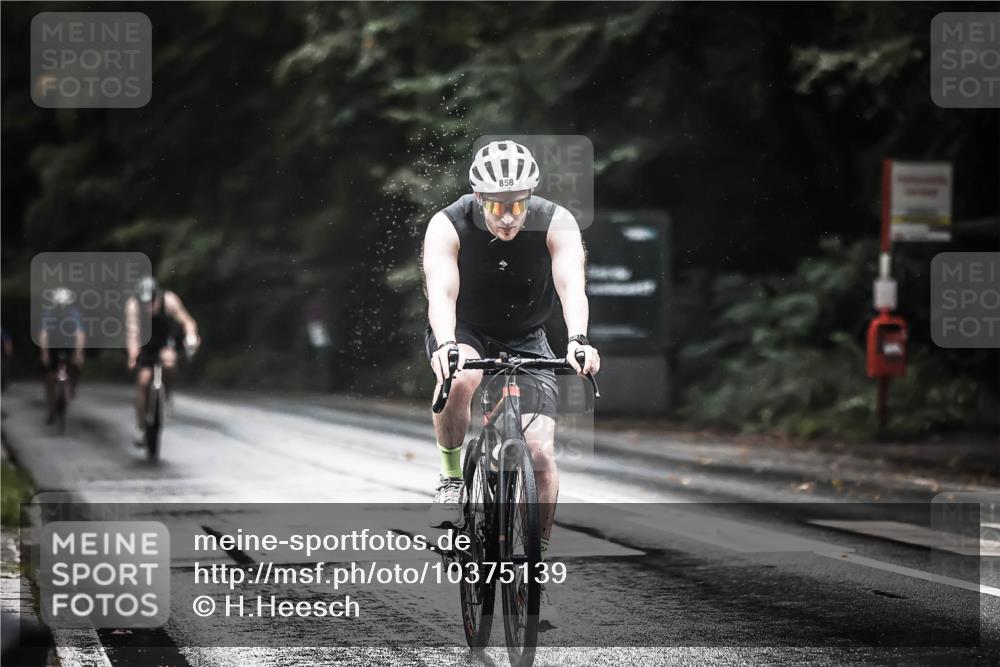 13.09.2026 - Stadtparktriathlon H.Heesch http://msf.ph/oto/10375139 13.09.2026 12:13:07 Radfahren 858, 955, 1015, 1024, 1051, 1187 meine-sportfotos.de