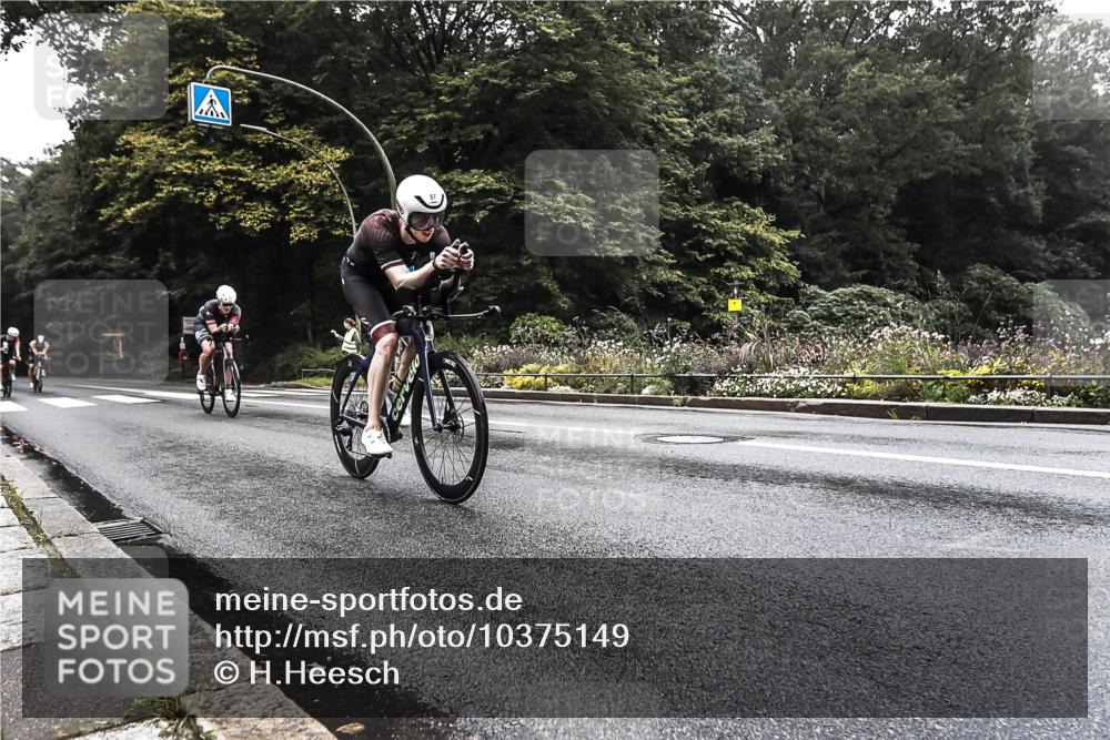 13.09.2026 - Stadtparktriathlon H.Heesch http://msf.ph/oto/10375149 13.09.2026 09:15:28 Radfahren 24, 54, 57, 71, 89, 104, 162, 208 meine-sportfotos.de
