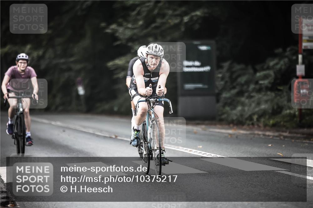 13.09.2026 - Stadtparktriathlon H.Heesch http://msf.ph/oto/10375217 13.09.2026 10:56:01 Radfahren 351, 427, 493, 506, 513, 547, 561, 671 meine-sportfotos.de