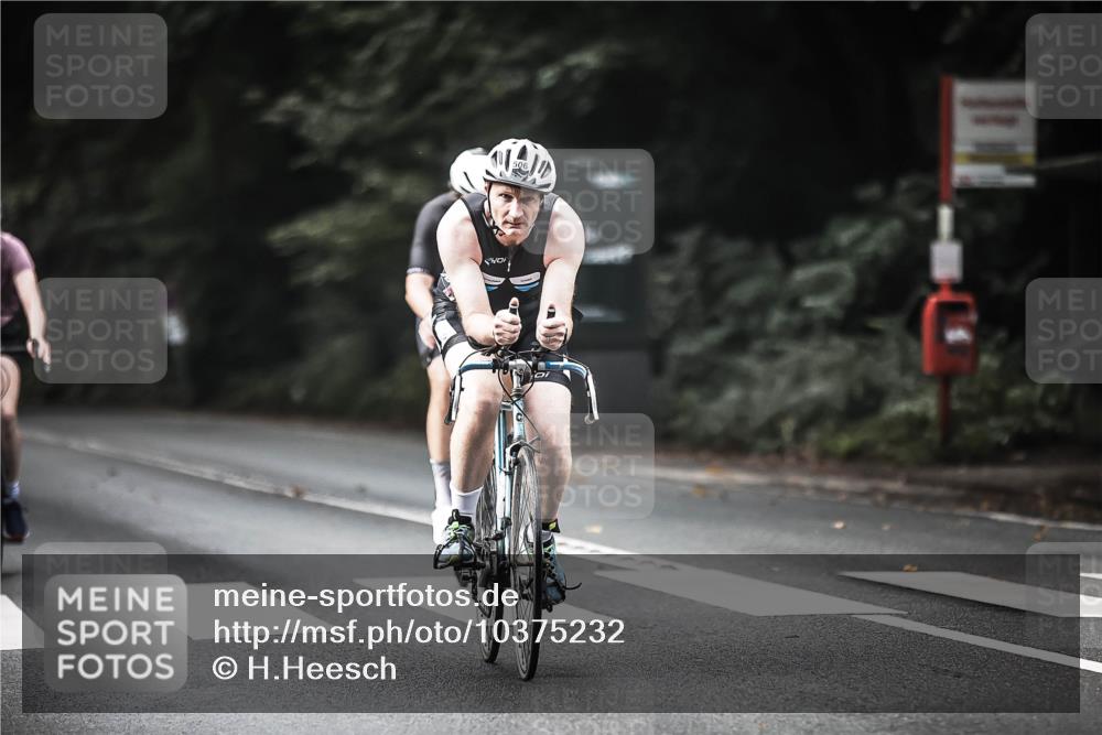 13.09.2026 - Stadtparktriathlon H.Heesch http://msf.ph/oto/10375232 13.09.2026 10:56:02 Radfahren 351, 427, 506, 513, 547, 561, 671 meine-sportfotos.de
