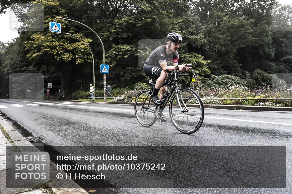 13.09.2026 - Stadtparktriathlon H.Heesch http://msf.ph/oto/10375242 13.09.2026 09:15:43 Radfahren 120 meine-sportfotos.de