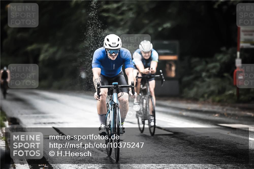 13.09.2026 - Stadtparktriathlon H.Heesch http://msf.ph/oto/10375247 13.09.2026 12:13:30 Radfahren 920, 1007, 1009, 1067 meine-sportfotos.de
