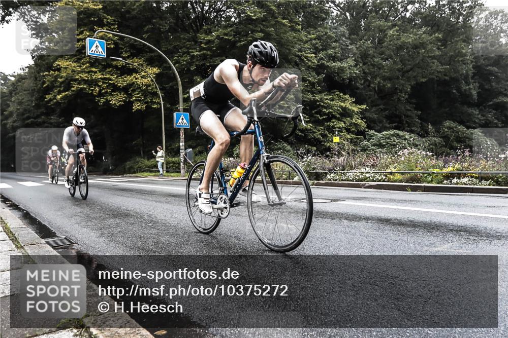 13.09.2026 - Stadtparktriathlon H.Heesch http://msf.ph/oto/10375272 13.09.2026 09:16:06 Radfahren 19, 93, 168, 189 meine-sportfotos.de