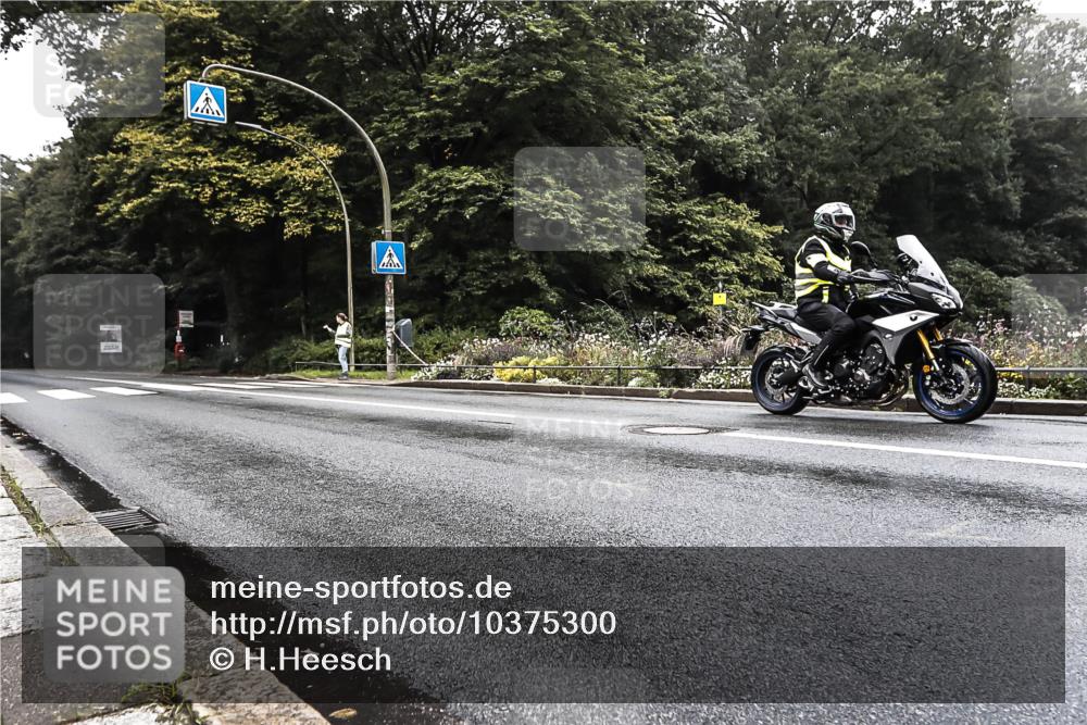 13.09.2026 - Stadtparktriathlon H.Heesch http://msf.ph/oto/10375300 13.09.2026 09:16:09 Radfahren 93, 168, 189 meine-sportfotos.de