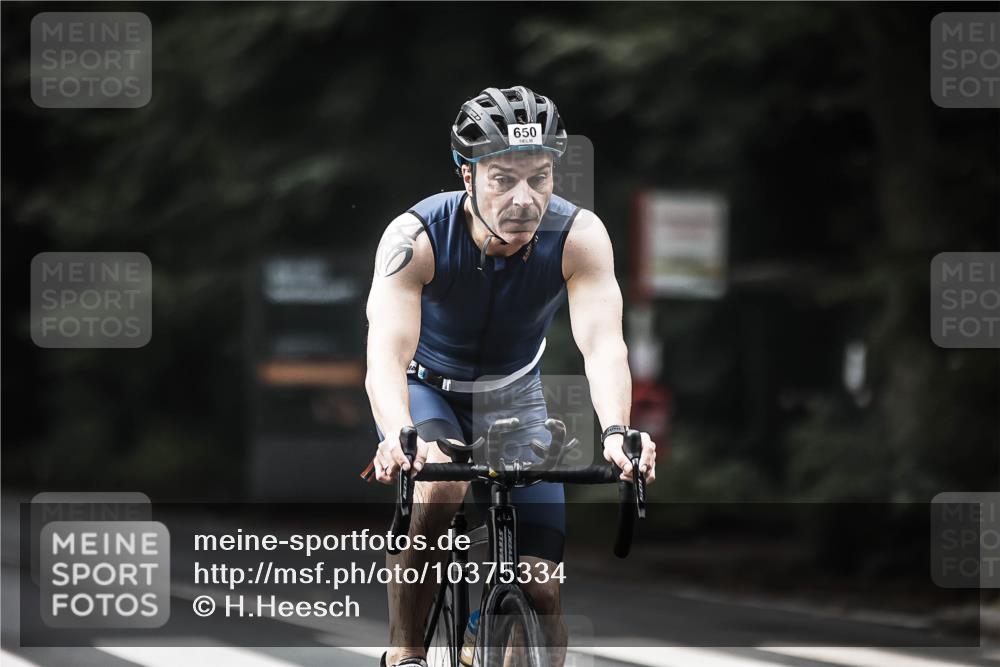 13.09.2026 - Stadtparktriathlon H.Heesch http://msf.ph/oto/10375334 13.09.2026 10:56:12 Radfahren 561, 1799 meine-sportfotos.de