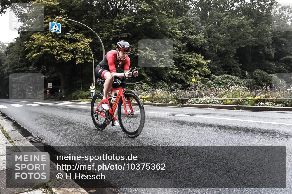 13.09.2026 - Stadtparktriathlon H.Heesch http://msf.ph/oto/10375362 13.09.2026 09:16:26 Radfahren 164, 165, 176 meine-sportfotos.de