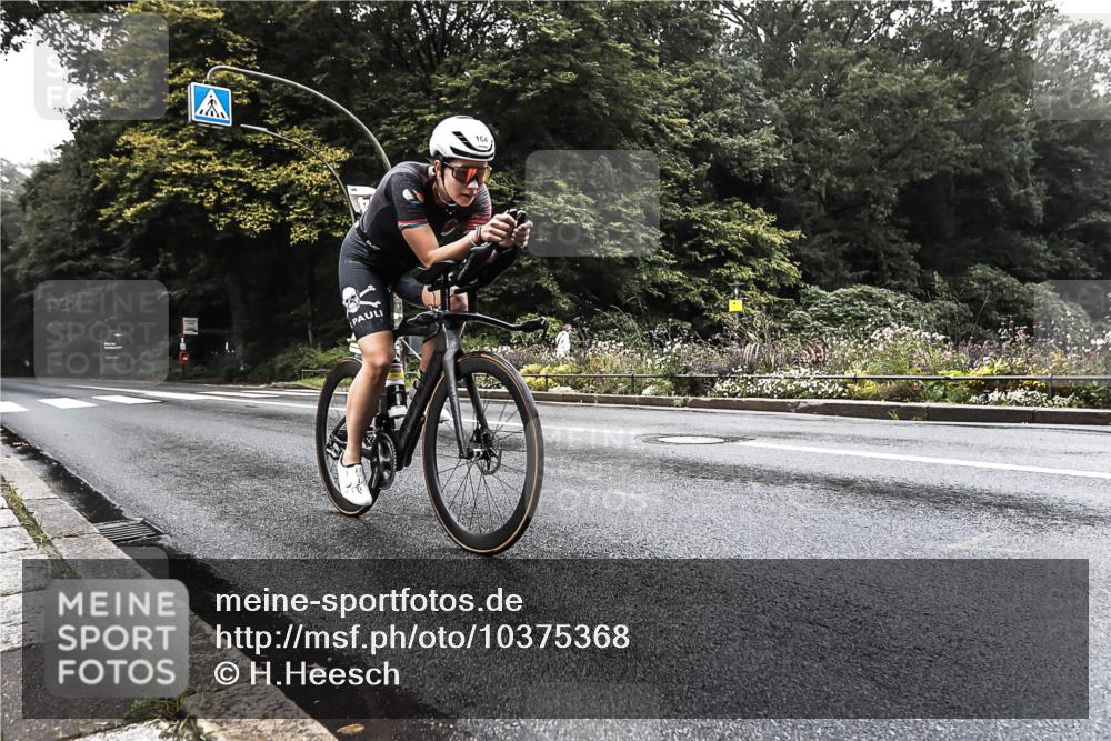 13.09.2026 - Stadtparktriathlon H.Heesch http://msf.ph/oto/10375368 13.09.2026 09:16:29 Radfahren 164, 165 meine-sportfotos.de