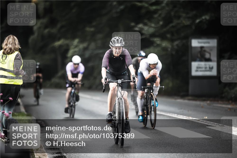 13.09.2026 - Stadtparktriathlon H.Heesch http://msf.ph/oto/10375399 13.09.2026 10:56:24 Radfahren 428, 509, 640, 683, 685, 708 meine-sportfotos.de