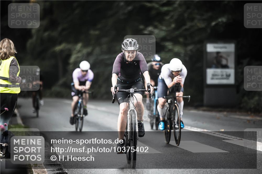 13.09.2026 - Stadtparktriathlon H.Heesch http://msf.ph/oto/10375402 13.09.2026 10:56:24 Radfahren 428, 509, 640, 683, 685, 708 meine-sportfotos.de