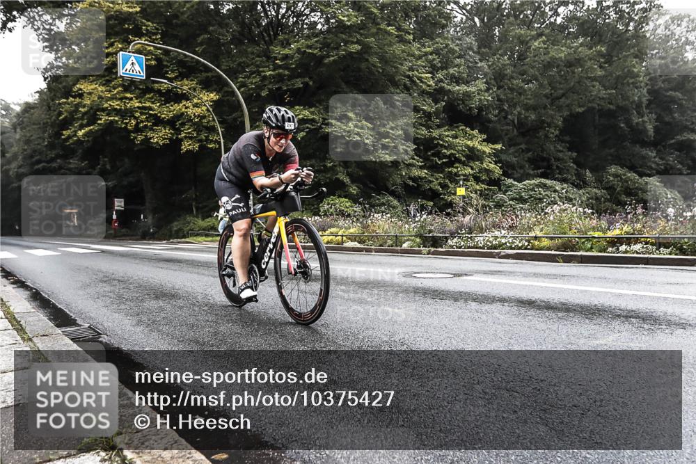 13.09.2026 - Stadtparktriathlon H.Heesch http://msf.ph/oto/10375427 13.09.2026 09:16:51 Radfahren 193, 207 meine-sportfotos.de