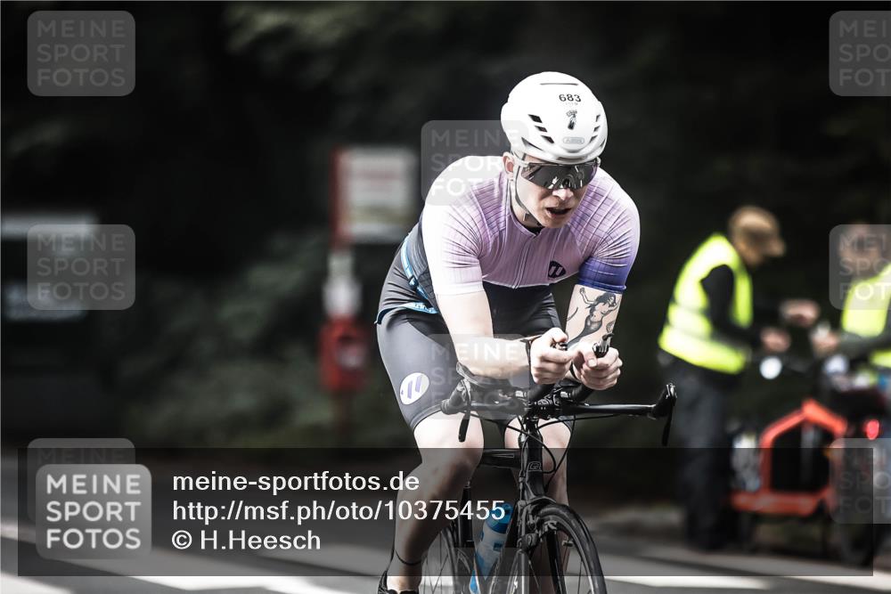 13.09.2026 - Stadtparktriathlon H.Heesch http://msf.ph/oto/10375455 13.09.2026 10:56:27 Radfahren 413, 428, 509, 640, 683, 708 meine-sportfotos.de