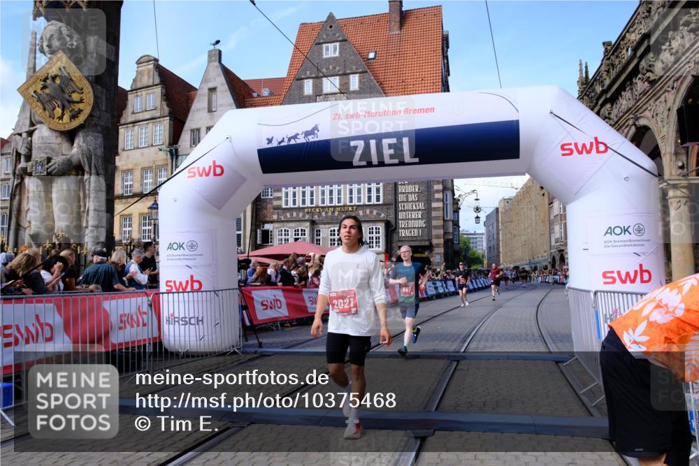 13.09.2026 - 21. swb-Marathon Bremen Tim E. http://msf.ph/oto/10375468 13.09.2026 13:11:50 Ziel 382, 3899, 6059, 7109, 8982, 9291 meine-sportfotos.de
