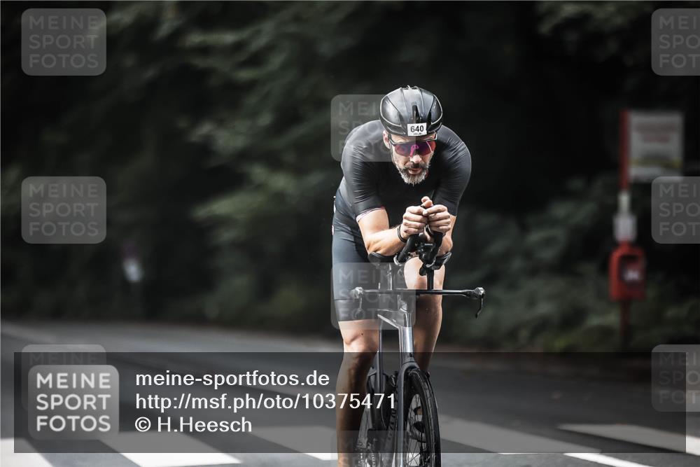 13.09.2026 - Stadtparktriathlon H.Heesch http://msf.ph/oto/10375471 13.09.2026 10:56:28 Radfahren 413, 428, 509, 640, 683, 708 meine-sportfotos.de