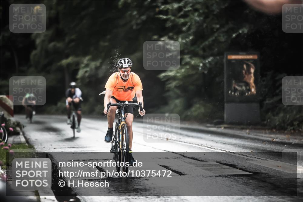 13.09.2026 - Stadtparktriathlon H.Heesch http://msf.ph/oto/10375472 13.09.2026 12:14:21 Radfahren 887, 899, 975, 1017 meine-sportfotos.de