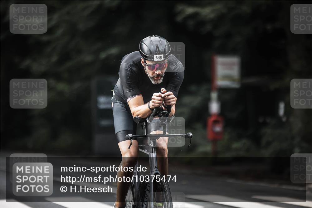 13.09.2026 - Stadtparktriathlon H.Heesch http://msf.ph/oto/10375474 13.09.2026 10:56:28 Radfahren 413, 428, 509, 640, 683, 708 meine-sportfotos.de