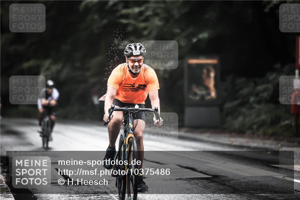 13.09.2026 - Stadtparktriathlon H.Heesch http://msf.ph/oto/10375486 13.09.2026 12:14:22 Radfahren 887, 899, 902, 975, 1017 meine-sportfotos.de