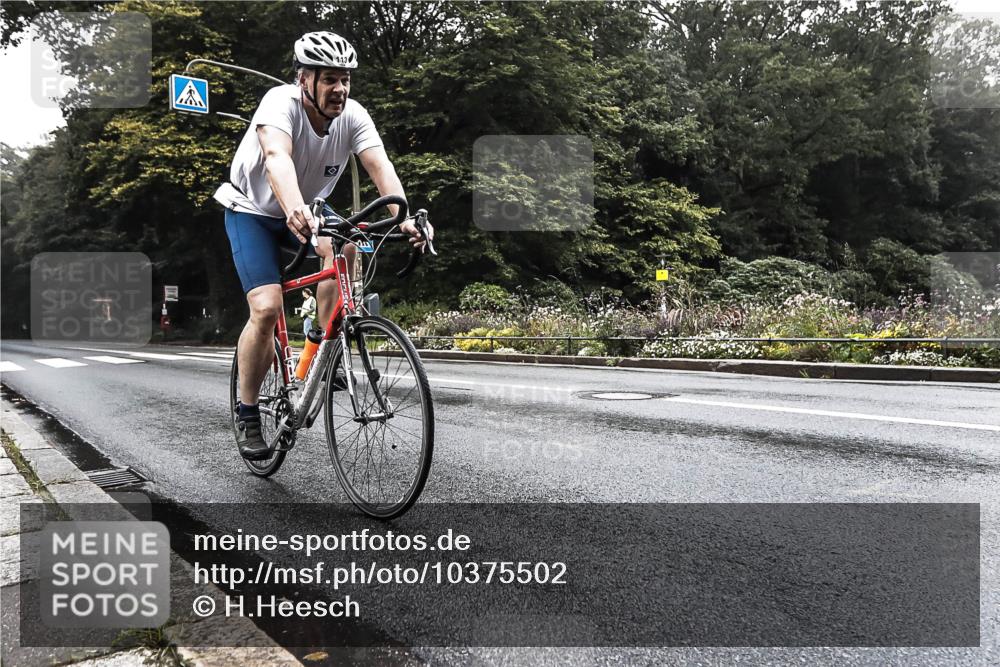 13.09.2026 - Stadtparktriathlon H.Heesch http://msf.ph/oto/10375502 13.09.2026 09:17:18 Radfahren 113, 166 meine-sportfotos.de