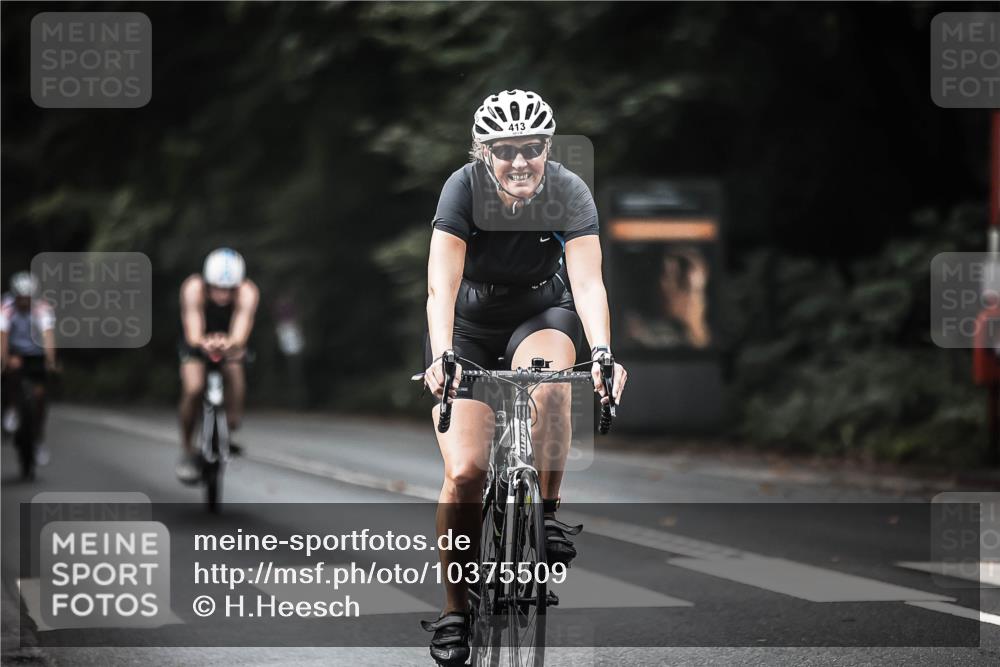 13.09.2026 - Stadtparktriathlon H.Heesch http://msf.ph/oto/10375509 13.09.2026 10:56:33 Radfahren 413, 640, 670, 679, 688 meine-sportfotos.de