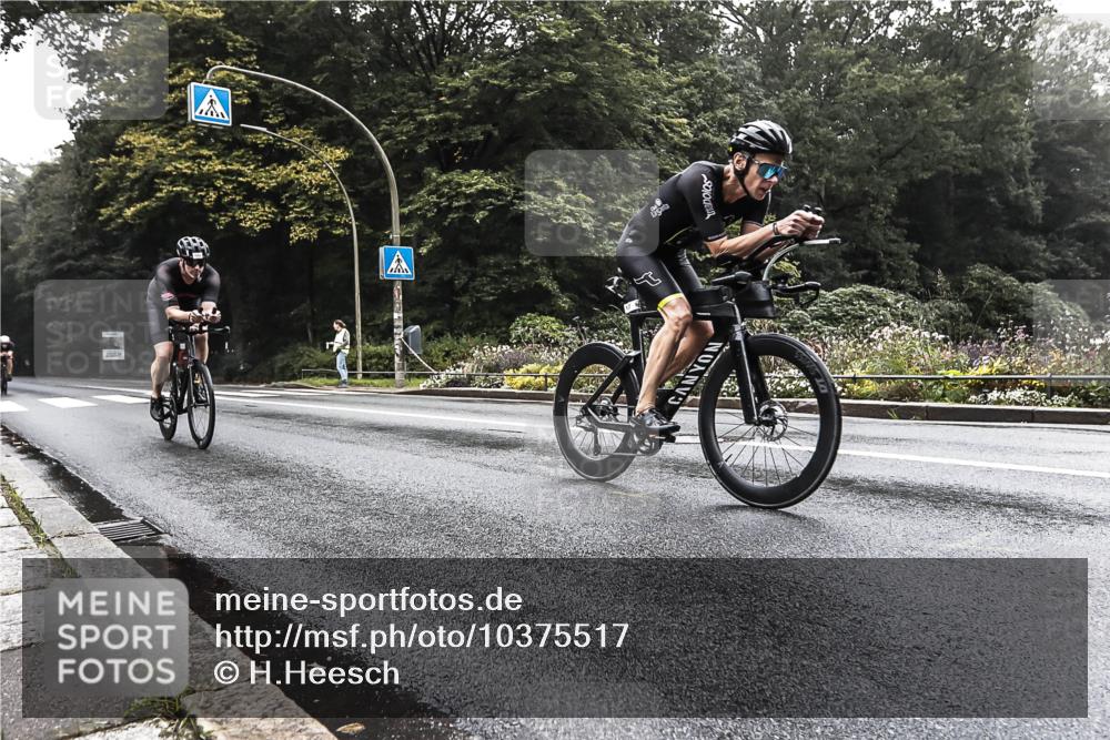 13.09.2026 - Stadtparktriathlon H.Heesch http://msf.ph/oto/10375517 13.09.2026 09:17:29 Radfahren 85, 107, 122 meine-sportfotos.de