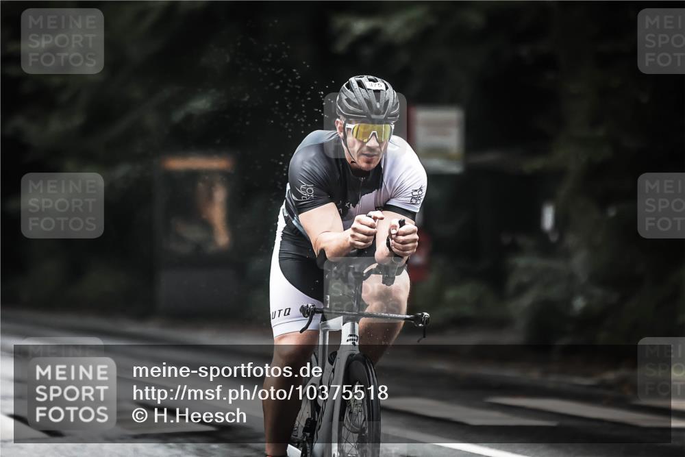 13.09.2026 - Stadtparktriathlon H.Heesch http://msf.ph/oto/10375518 13.09.2026 12:14:24 Radfahren 887, 899, 902, 957, 975, 1017 meine-sportfotos.de