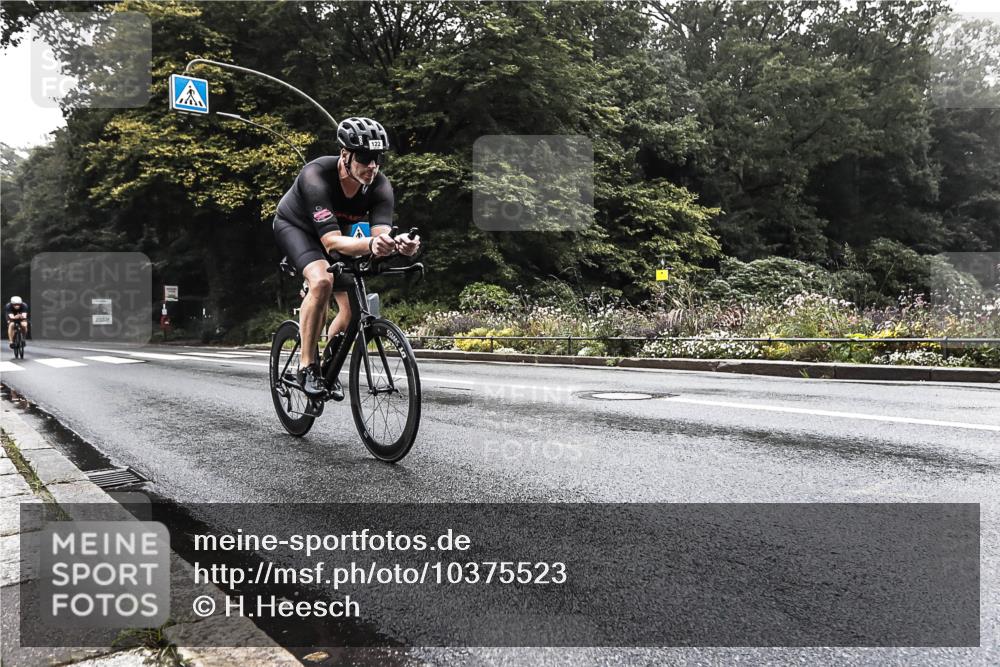 13.09.2026 - Stadtparktriathlon H.Heesch http://msf.ph/oto/10375523 13.09.2026 09:17:29 Radfahren 85, 107, 122 meine-sportfotos.de