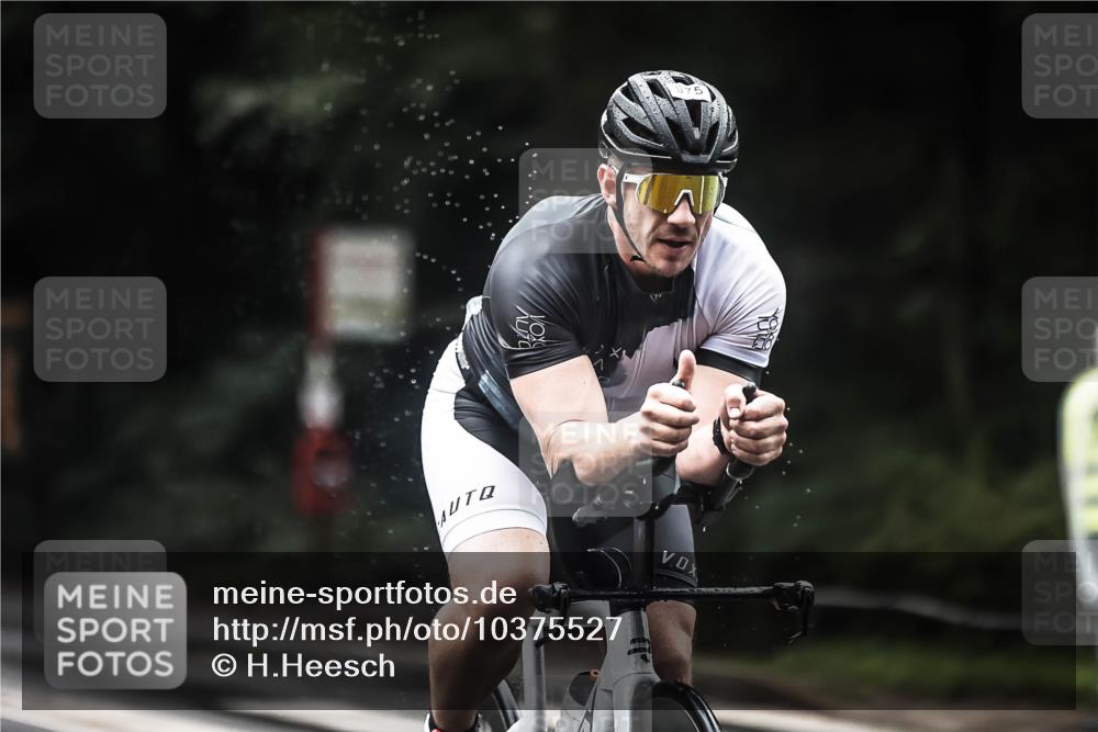 13.09.2026 - Stadtparktriathlon H.Heesch http://msf.ph/oto/10375527 13.09.2026 12:14:25 Radfahren 887, 899, 902, 957, 975, 1017 meine-sportfotos.de