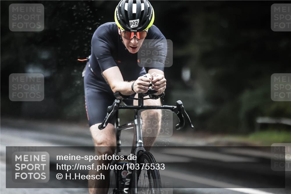 13.09.2026 - Stadtparktriathlon H.Heesch http://msf.ph/oto/10375533 13.09.2026 12:14:29 Radfahren 902, 954, 957, 975, 1035 meine-sportfotos.de