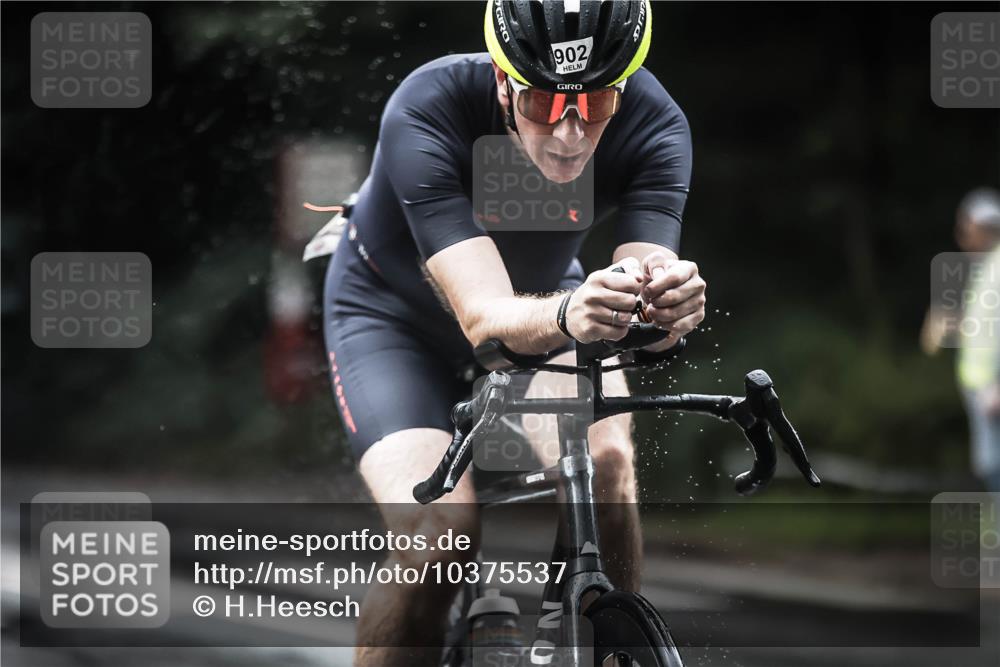 13.09.2026 - Stadtparktriathlon H.Heesch http://msf.ph/oto/10375537 13.09.2026 12:14:29 Radfahren 902, 954, 957, 975, 1035 meine-sportfotos.de