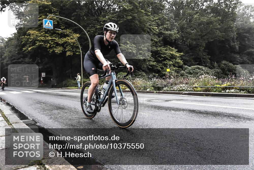 13.09.2026 - Stadtparktriathlon H.Heesch http://msf.ph/oto/10375550 13.09.2026 09:17:44 Radfahren 12, 74, 152, 159 meine-sportfotos.de
