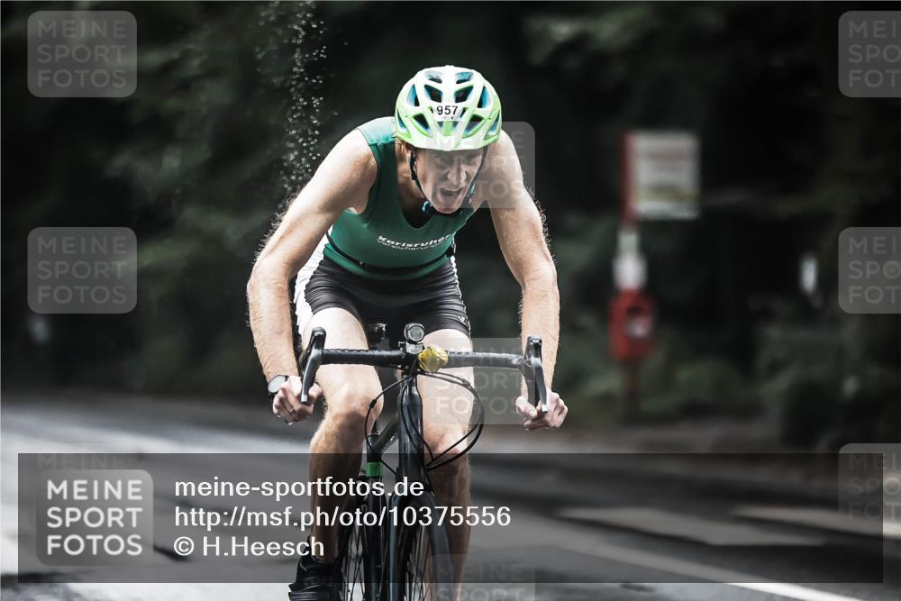 13.09.2026 - Stadtparktriathlon H.Heesch http://msf.ph/oto/10375556 13.09.2026 12:14:30 Radfahren 902, 954, 957, 975, 1035, 1055 meine-sportfotos.de