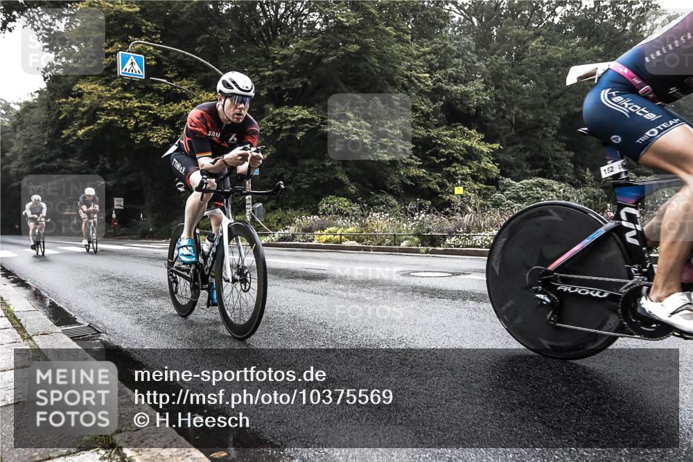 13.09.2026 - Stadtparktriathlon H.Heesch http://msf.ph/oto/10375569 13.09.2026 09:17:47 Radfahren 12, 74, 98, 152, 191 meine-sportfotos.de