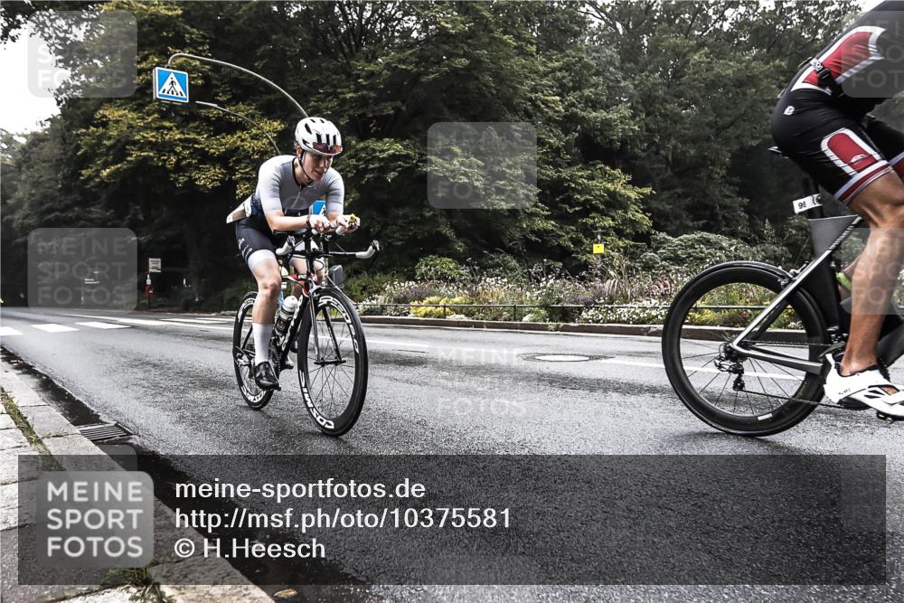 13.09.2026 - Stadtparktriathlon H.Heesch http://msf.ph/oto/10375581 13.09.2026 09:17:49 Radfahren 74, 98, 152, 191, 206 meine-sportfotos.de
