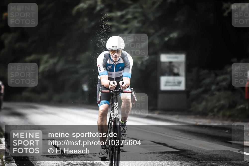 13.09.2026 - Stadtparktriathlon H.Heesch http://msf.ph/oto/10375604 13.09.2026 12:14:36 Radfahren 954, 1035, 1055, 1057 meine-sportfotos.de